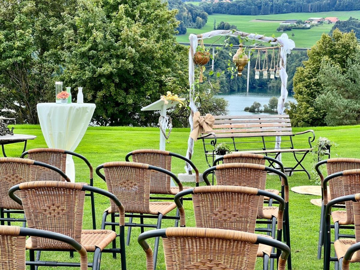Hotel-Restaurant La Terrasse, Golf De La Gruyere Pont-la-Ville Экстерьер фото